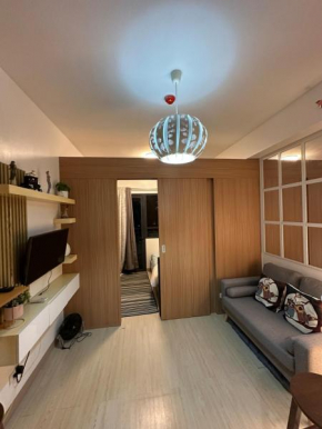1BR Ayala Makati Apartment at Lush Residences